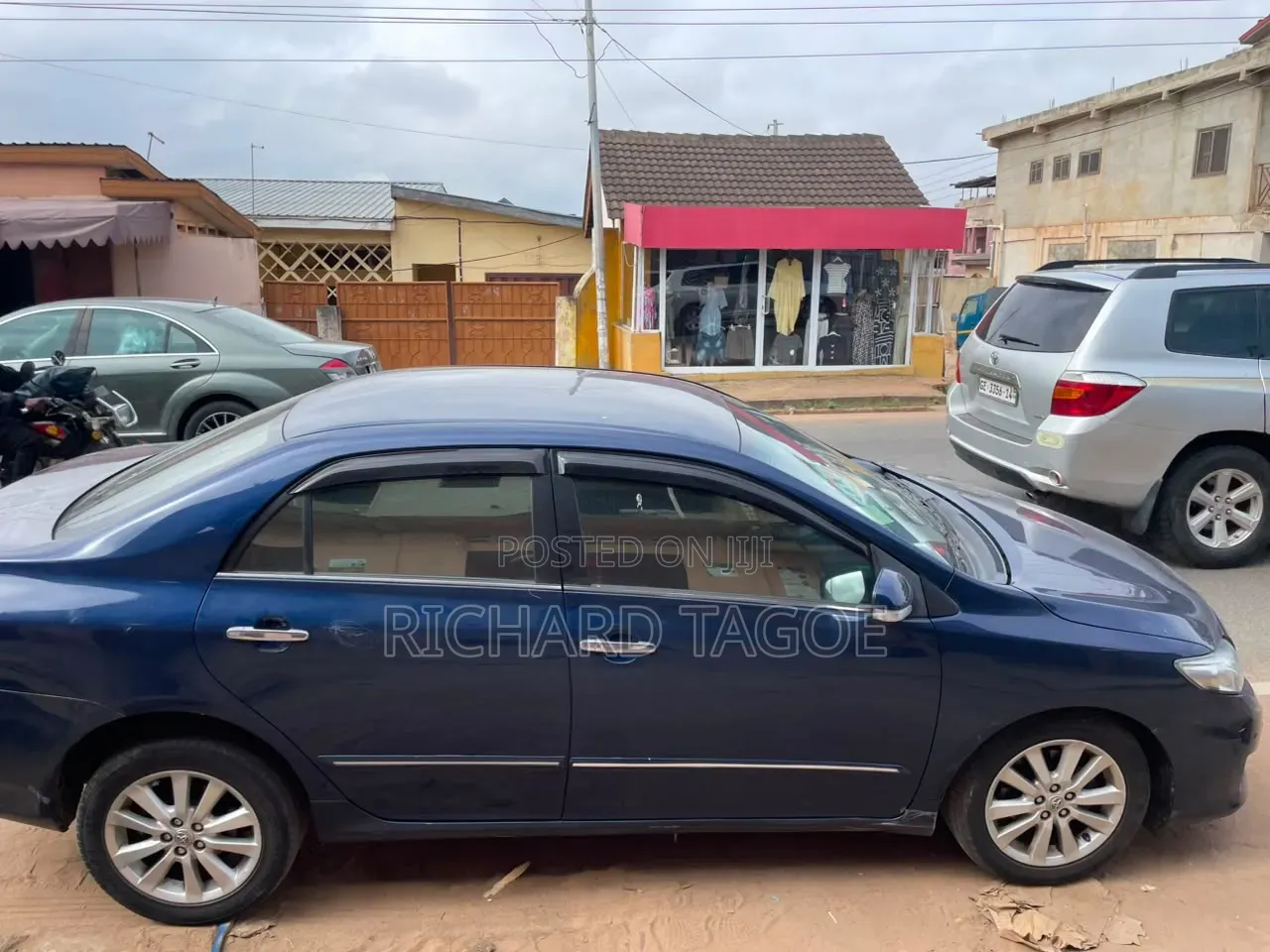 Toyota Corolla Altis 2011 Blue