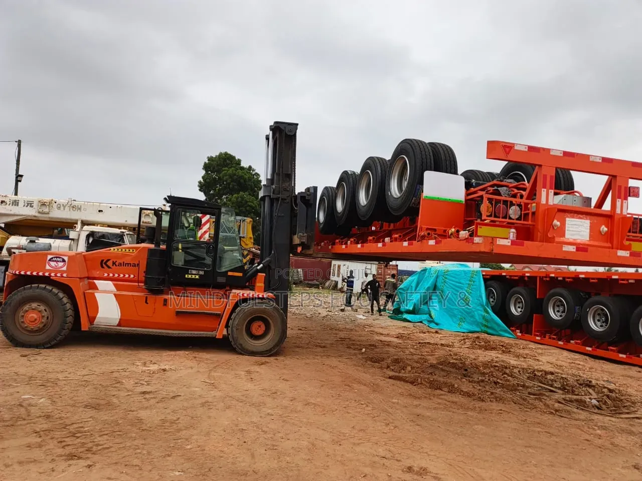 16 Tones Forklift Available for Rentals