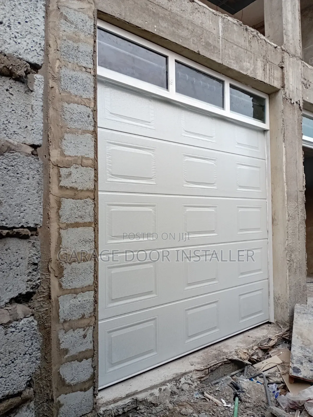 Automatic Garage Door With Motor