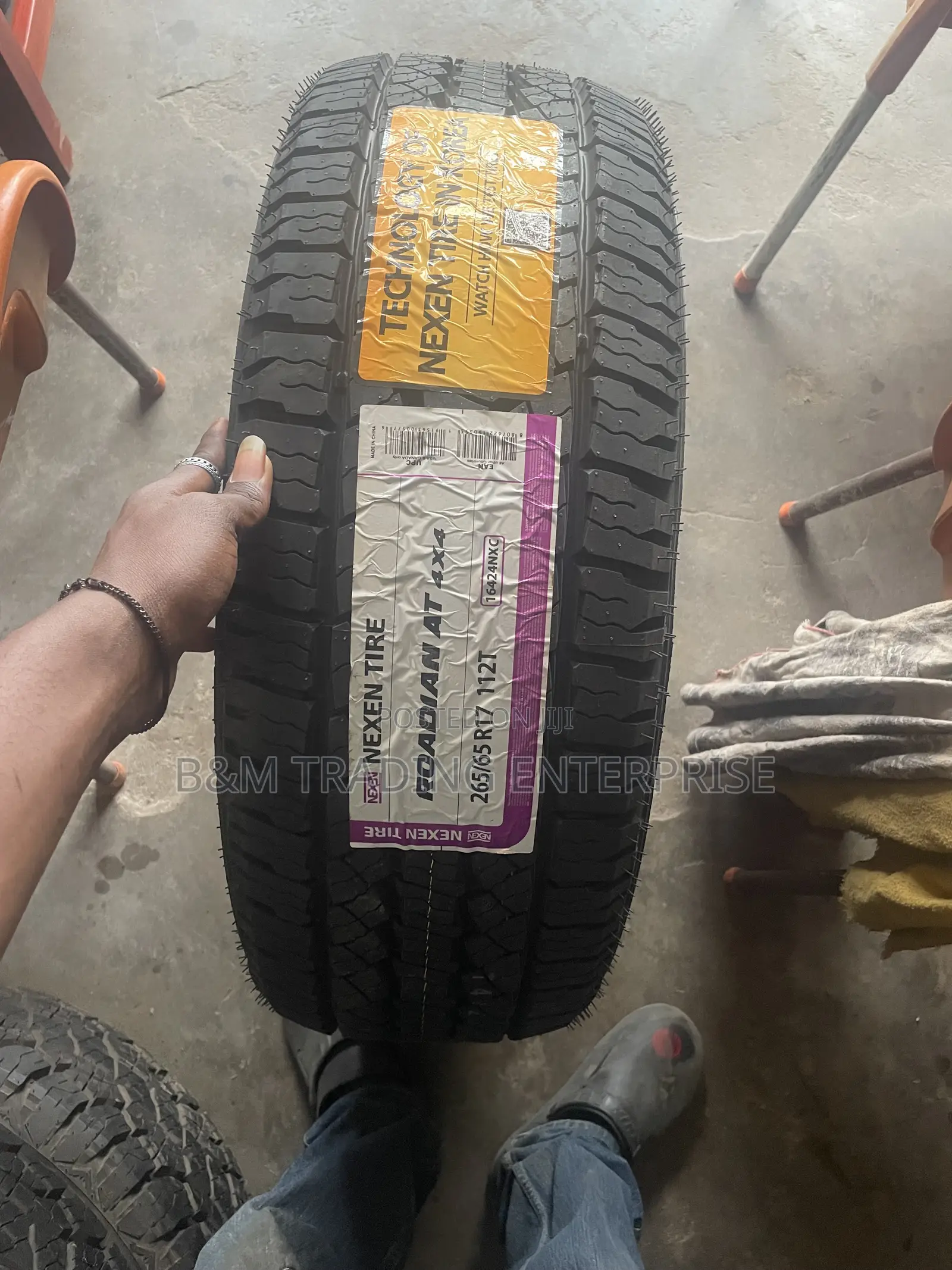 Quality and Affordable Nexen Car Tires. (265/65r17)