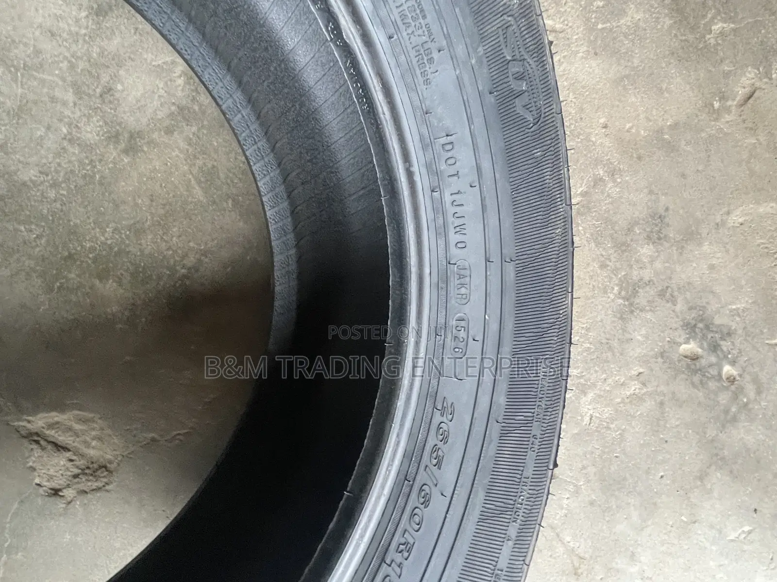 (265/60r18). Quality and Affordable Nexen Car Tire