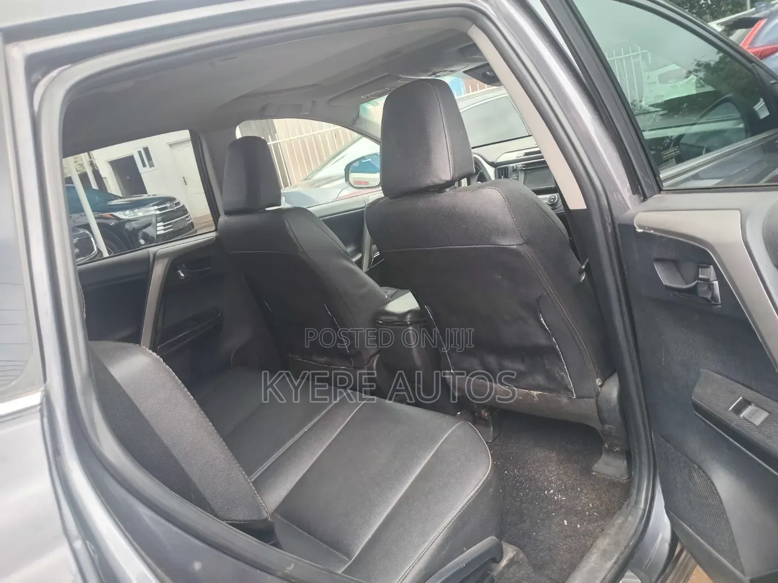 Toyota RAV4 2018 Gray