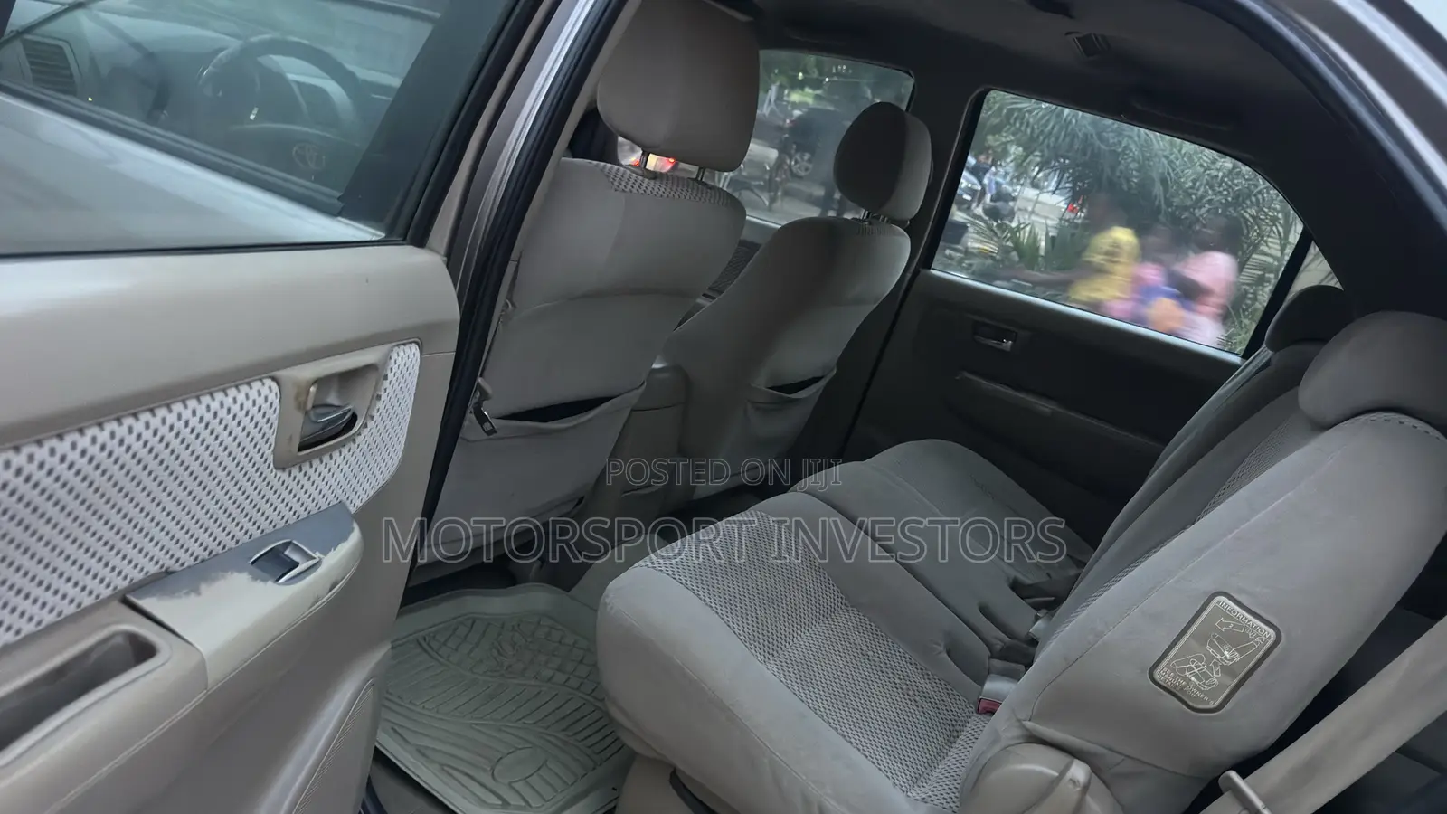 Toyota Fortuner 2.5 D AWD 2009 Ivory