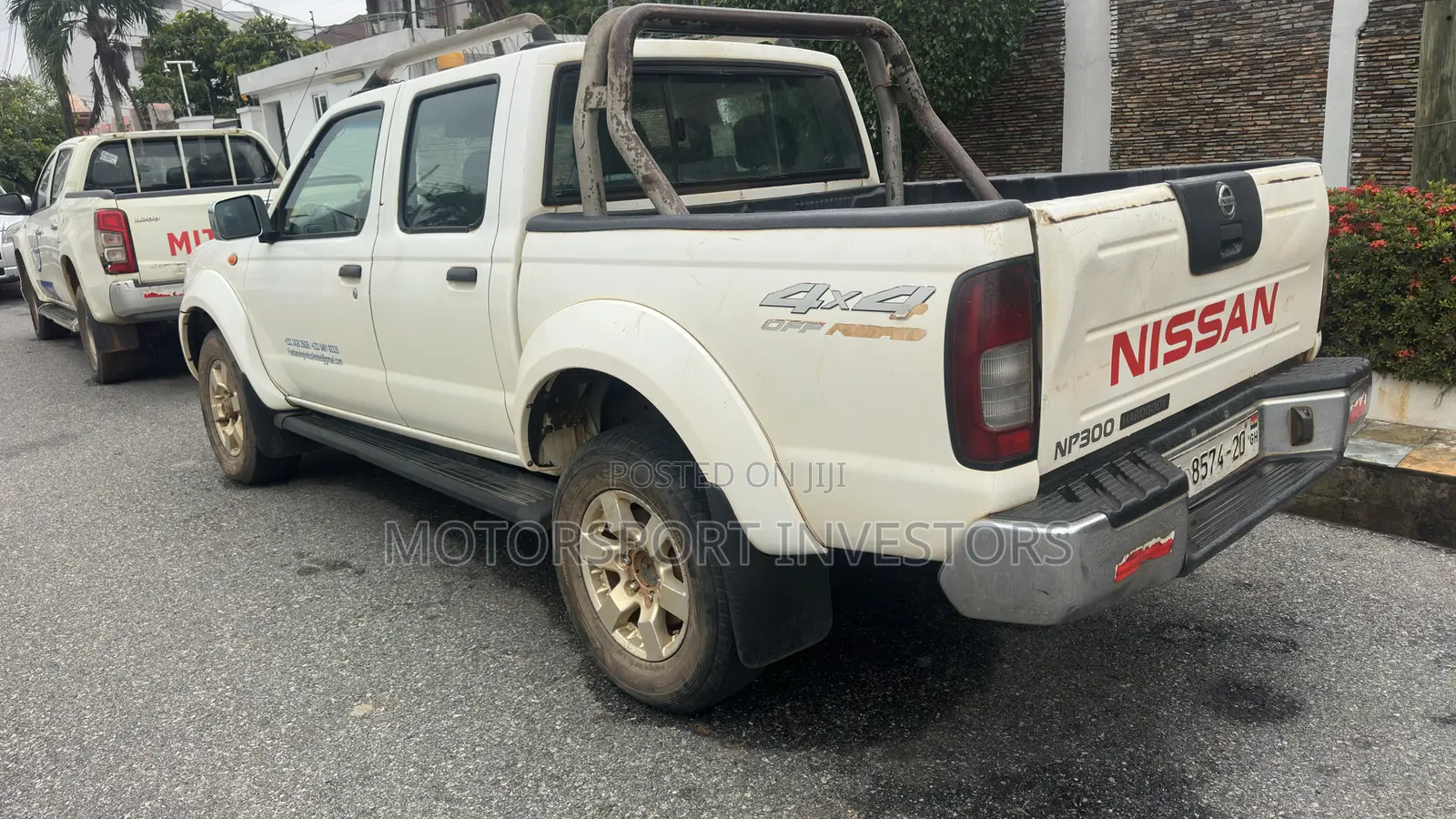 Nissan Hardbody 2018 White