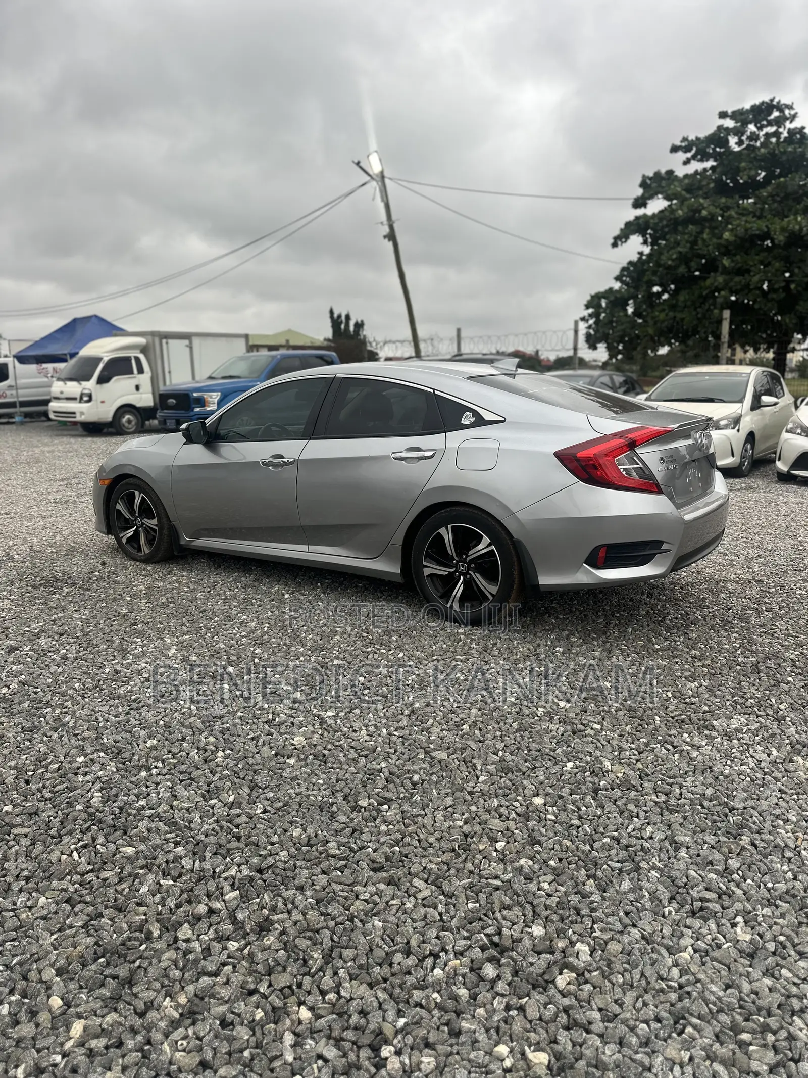Honda Civic Touring 4dr Sedan (1.5L 4cyl) 2017 Silver