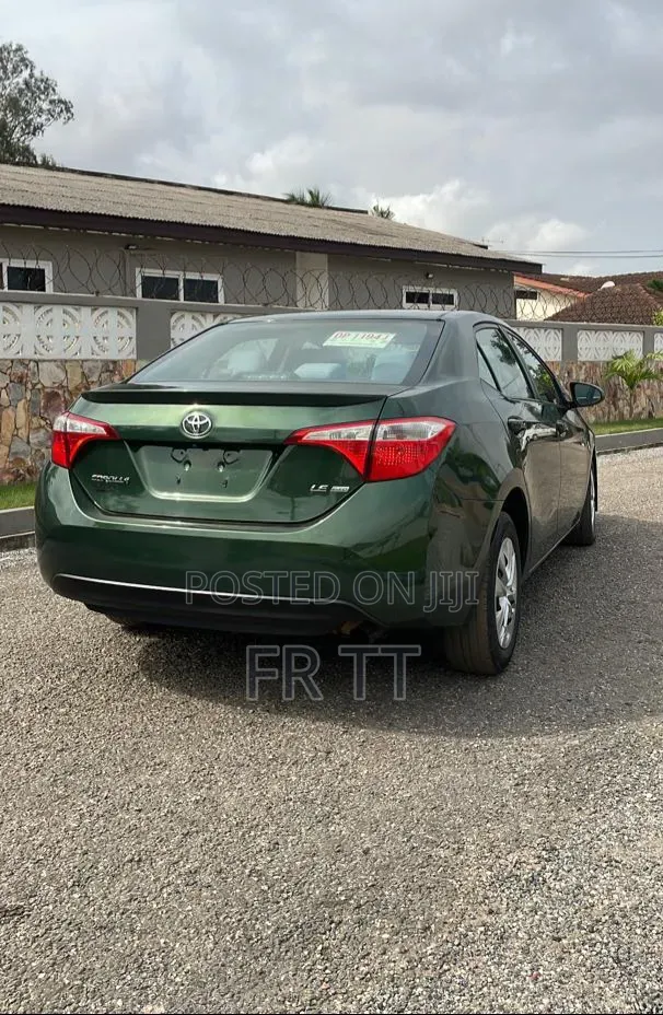 Toyota Corolla 2015 Green