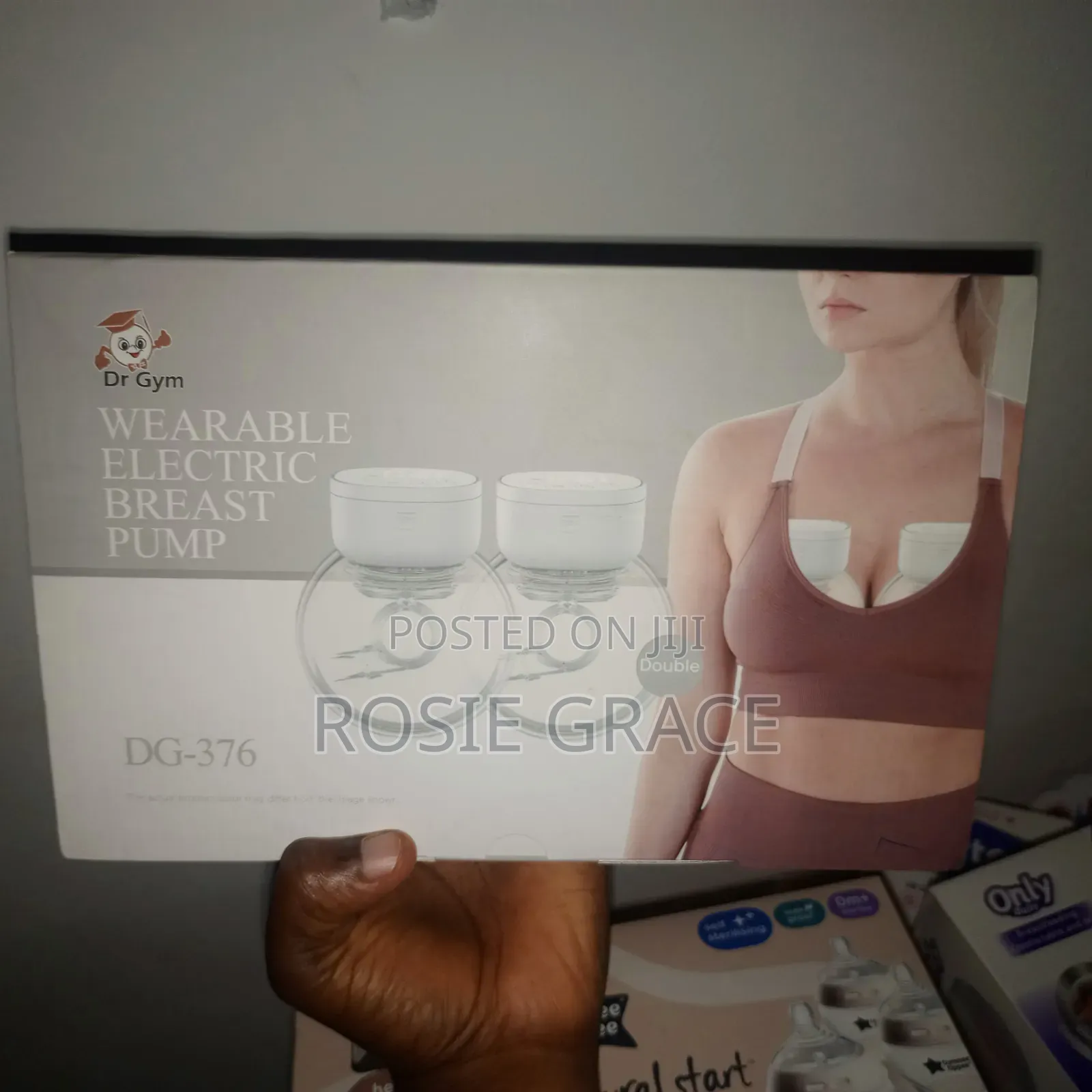 Double Wearable Hands Free Breast Punp
