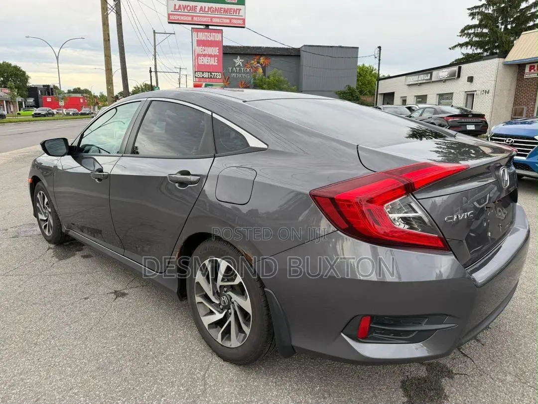 Honda Civic EX 4dr Sedan (2.0L 4cyl) 2017 Gray