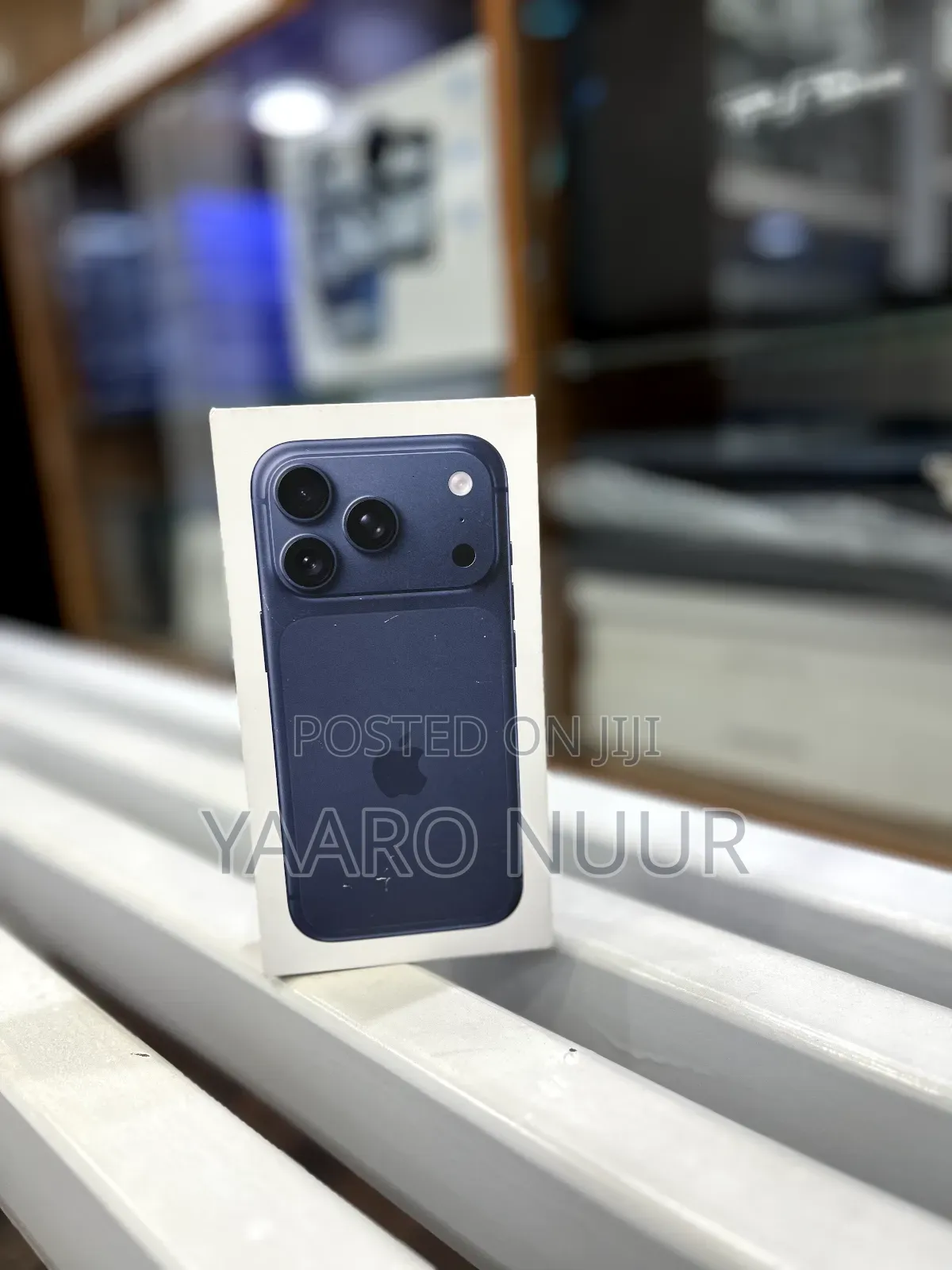 New Apple iPhone 17 Pro Max 256 GB Blue