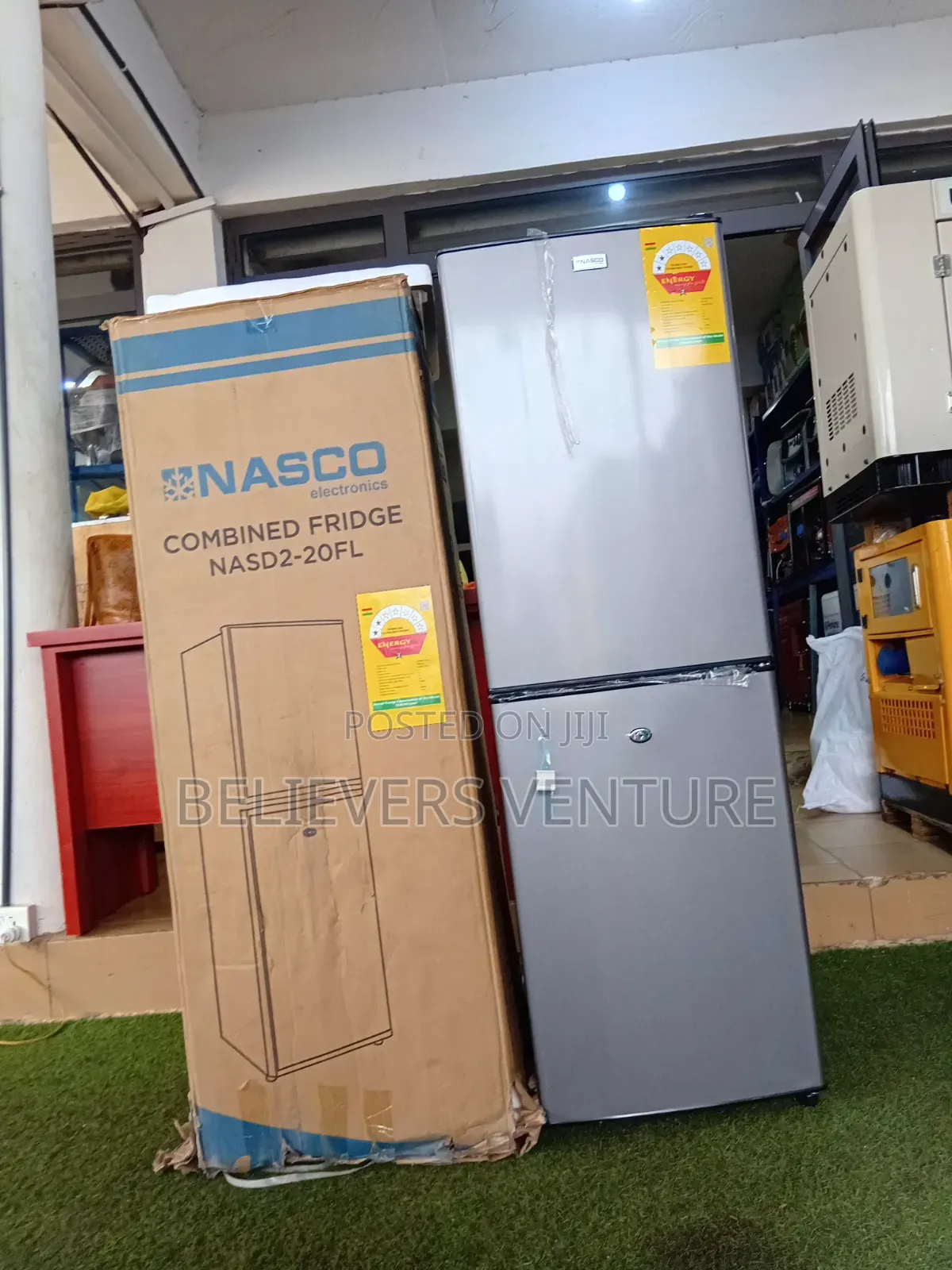 Nasco 136L Fridge-Freezer – Low Power Consumption, High Performance