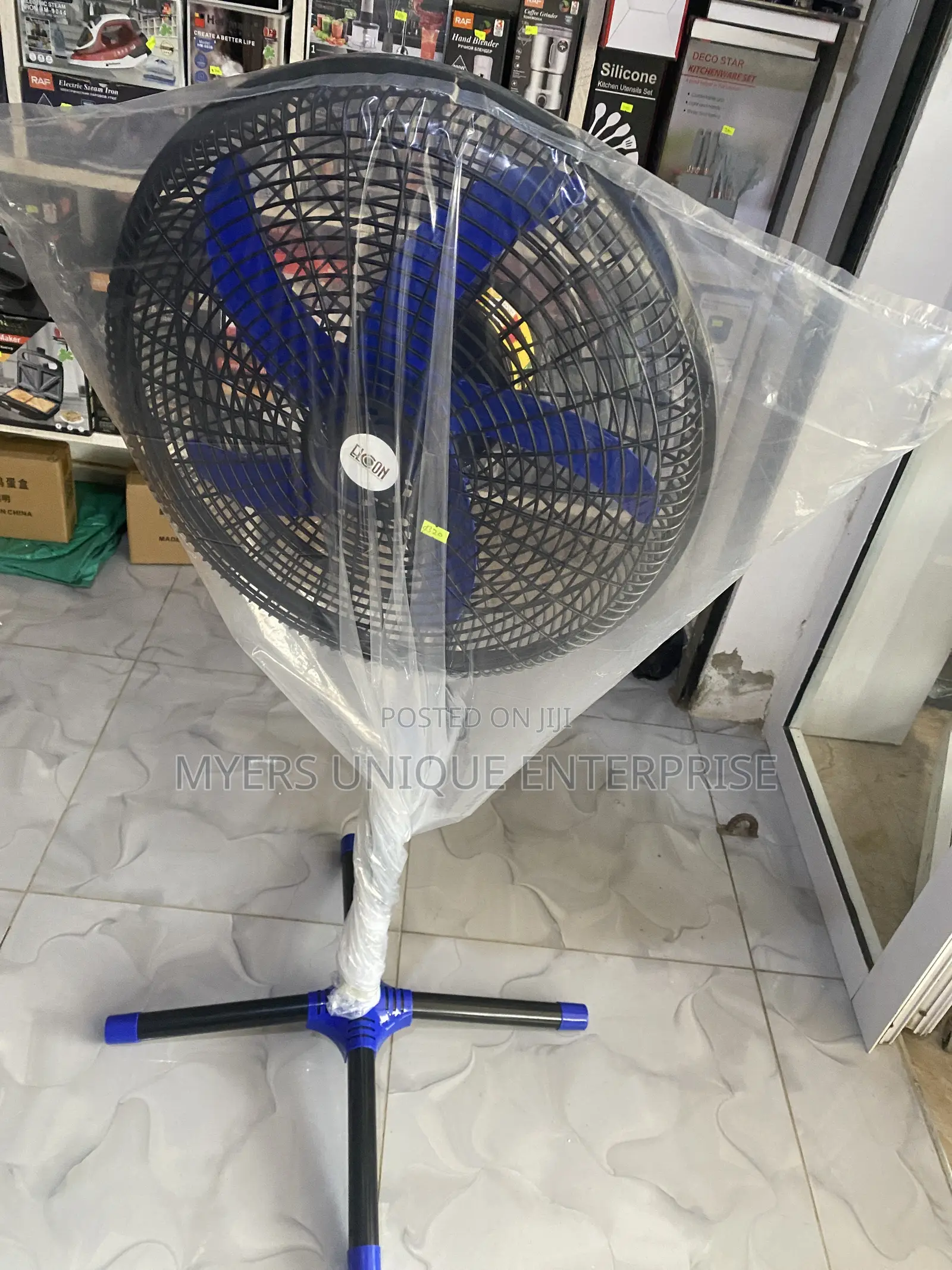 18" Industrial Fan Stable Base