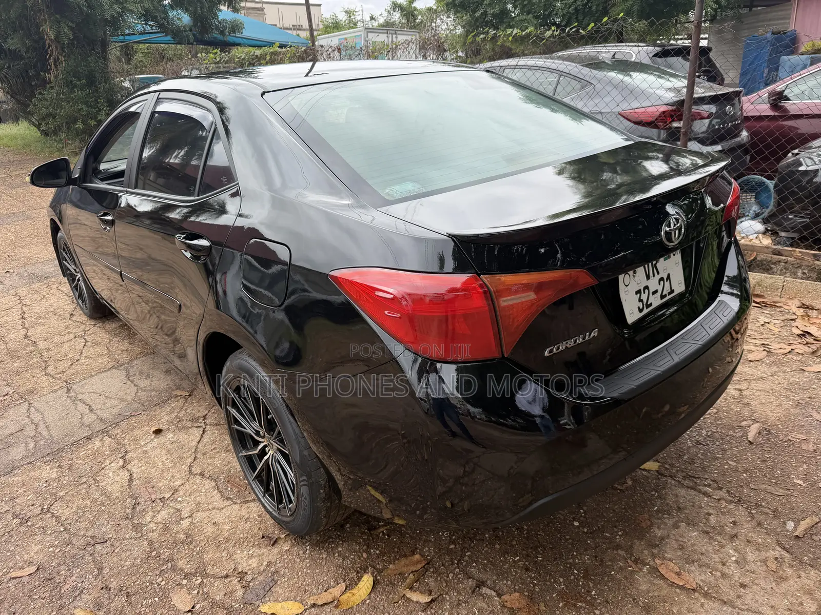 Toyota Corolla LE Eco 4dr Sedan (1.8L 4cyl CVT) 2016 Black