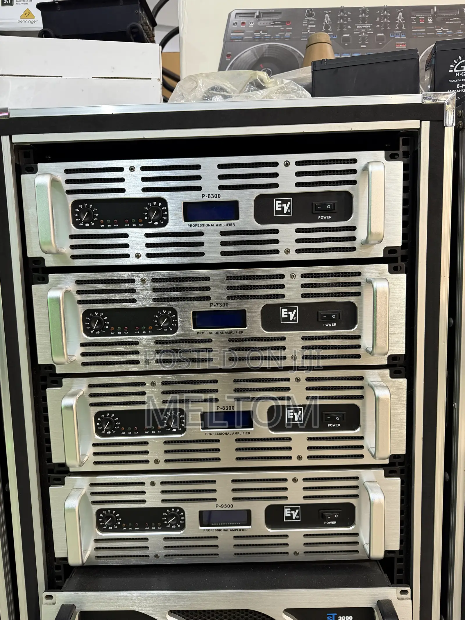 EV P-Series Professional Power Amplifier With Flight Case Rack