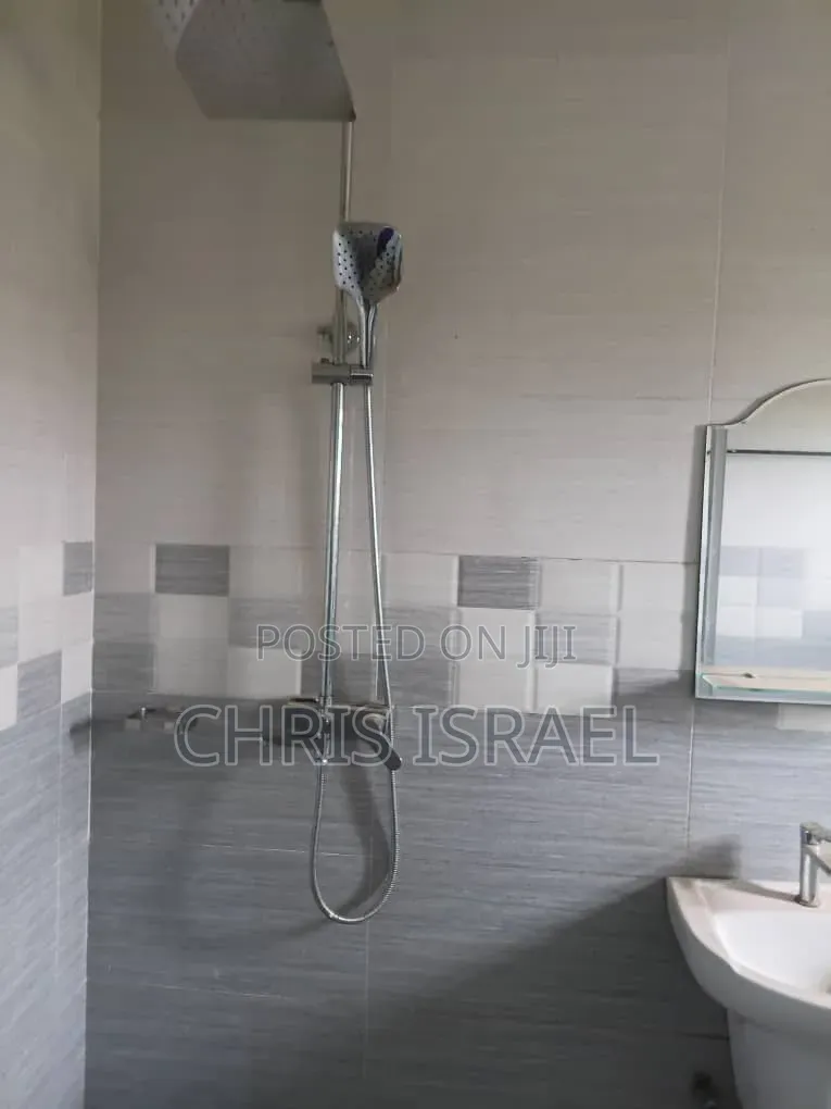2bdrm Apartment in Oyibi Benarpat, Pentecost for rent