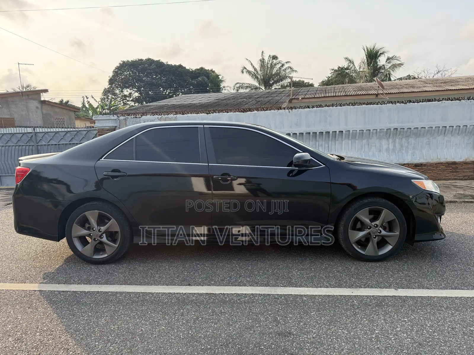 Toyota Camry SE Limited Edition 4dr Sedan (2.5L 4cyl 6A) 2012 Black