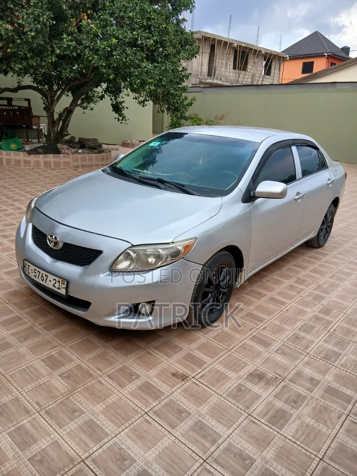 Toyota Corolla 2010 Silver