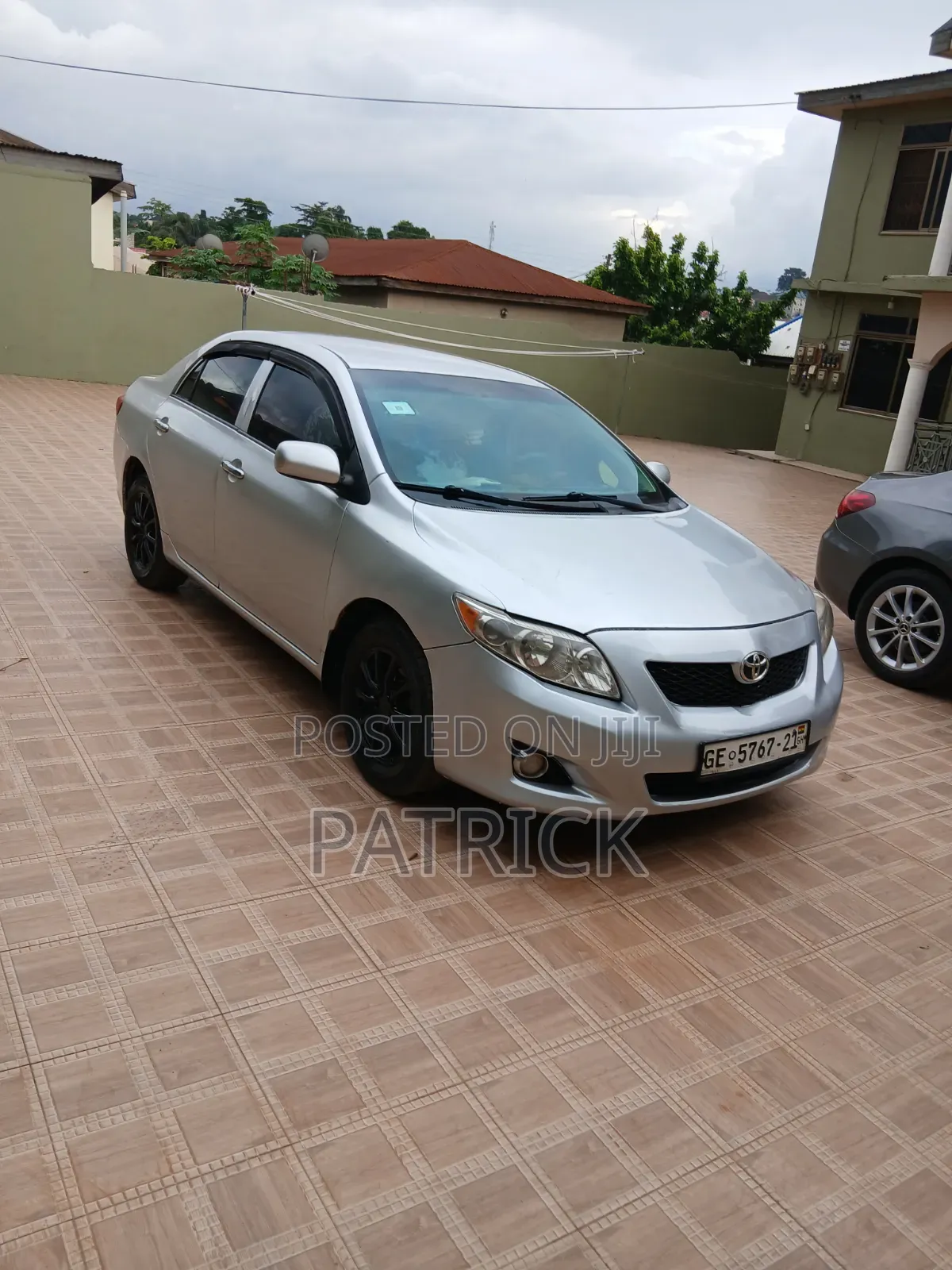 Toyota Corolla 2010 Silver