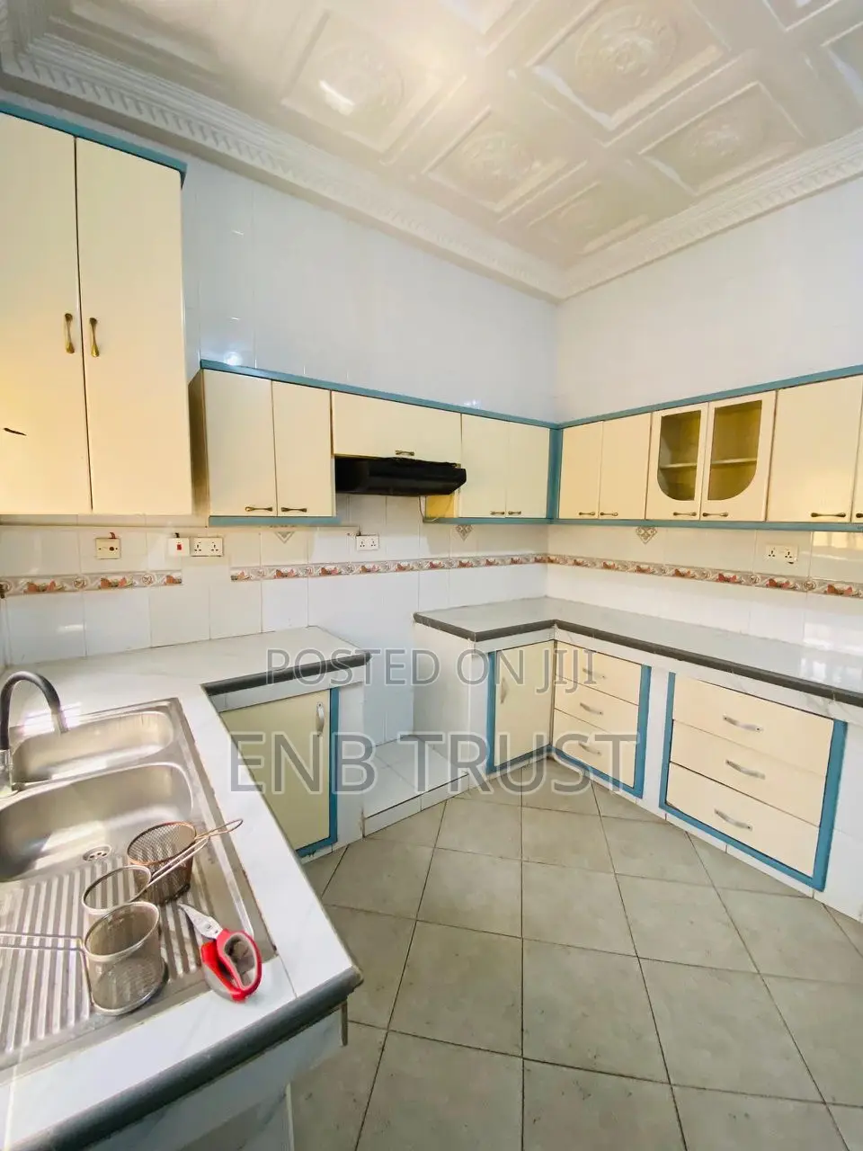 5bdrm Duplex in Achimota, Mile 7 for rent