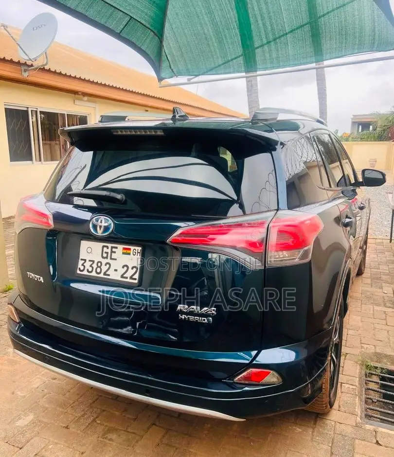 Toyota RAV4 2018 Black