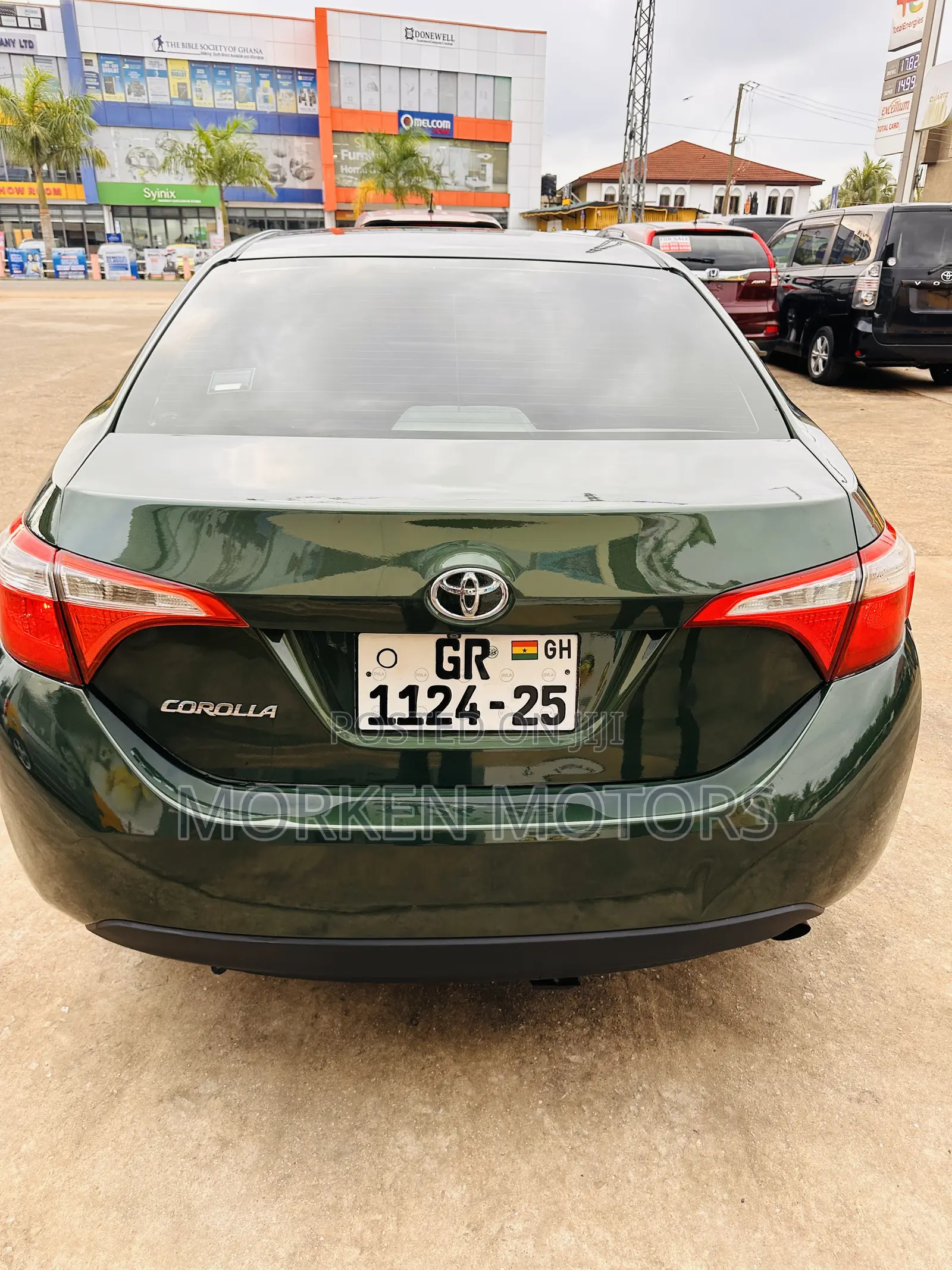 Toyota Corolla LE 4dr Sedan (1.8L 4cyl CVT) 2015 Blue
