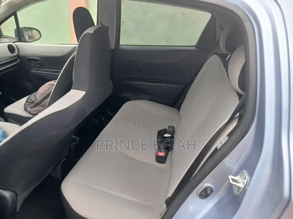 Toyota Vitz 1.5 FWD 3dr 2014 Blue