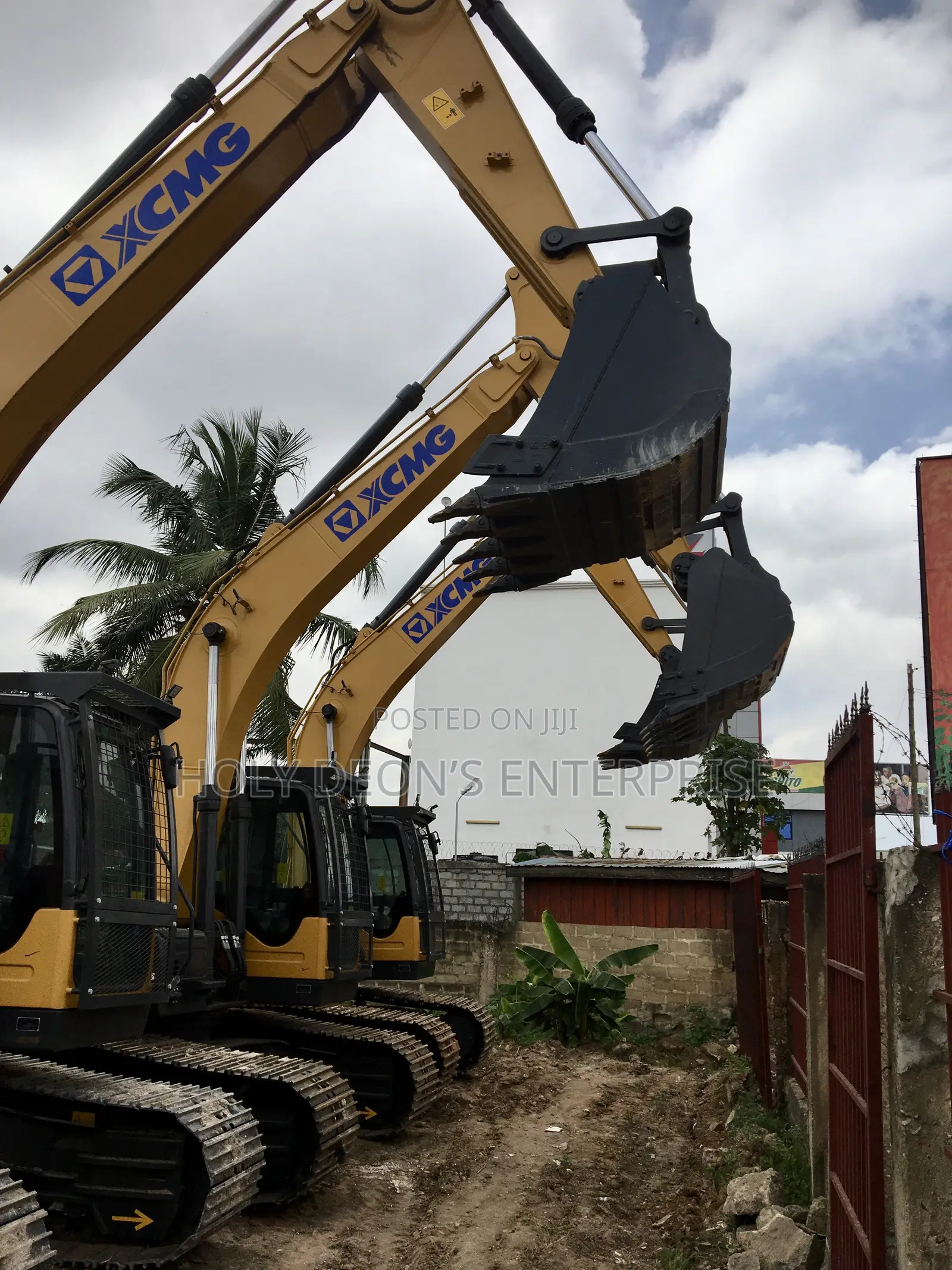 Brand New XCMG Crawler Excavator XE 215 I