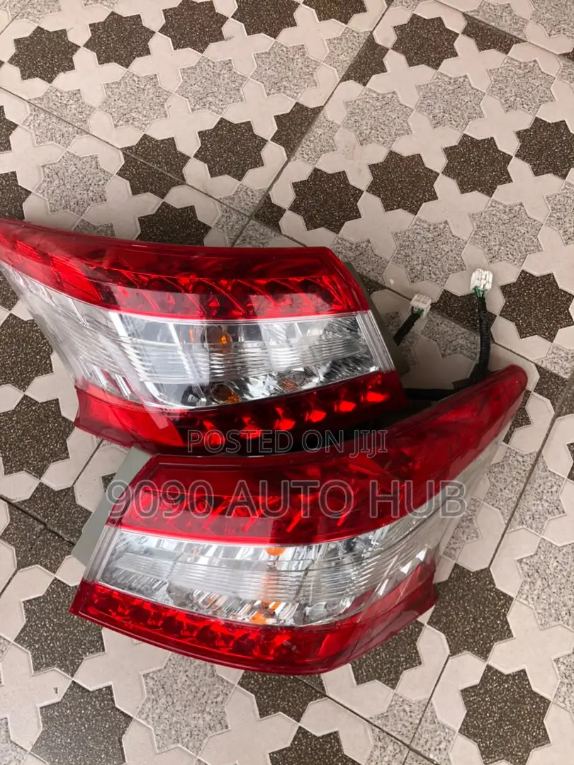 2014 Nissan Sentra Taillight Pair (Foreign Used – Premium OEM)