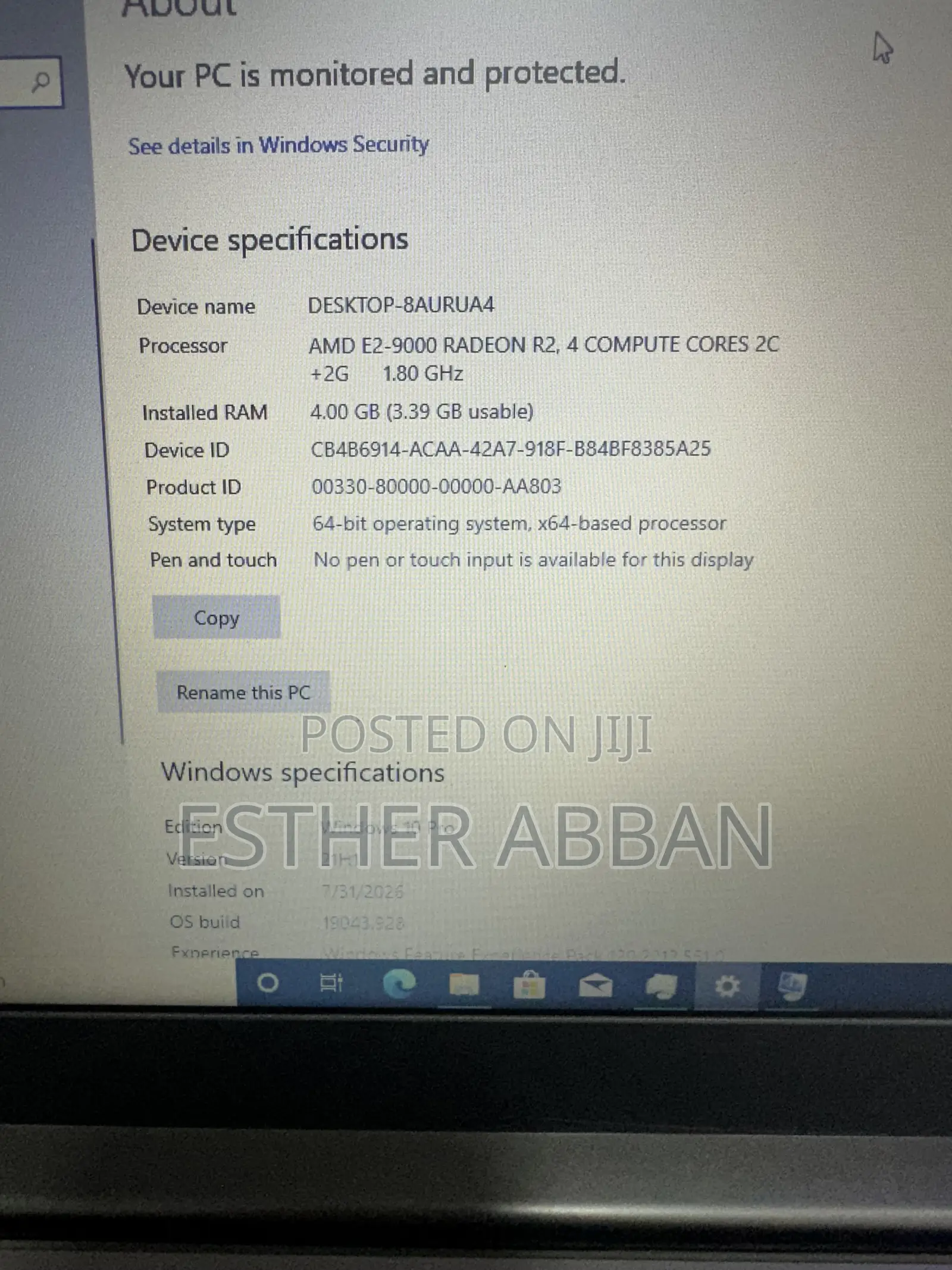 Laptop Lenovo IdeaPad 300 4GB AMD Ryzen HDD 500GB
