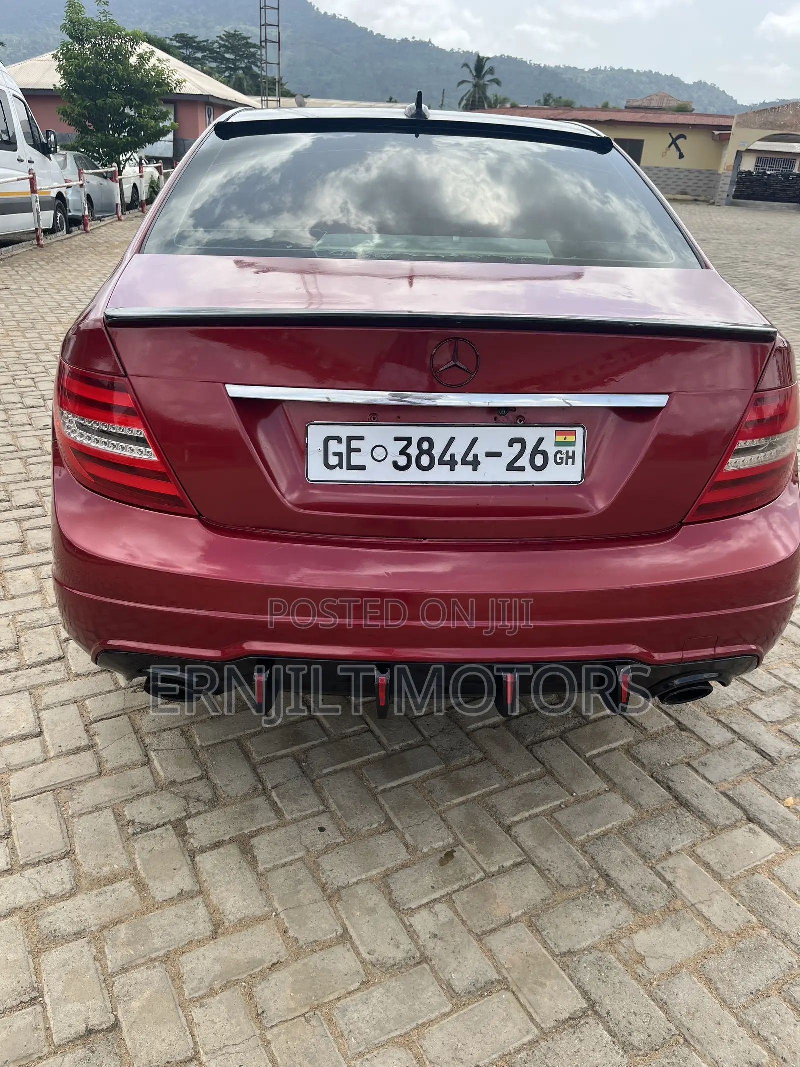 Mercedes-Benz C300 2012 Red