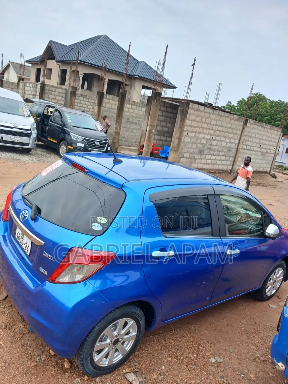 Toyota Vitz 2013 Blue