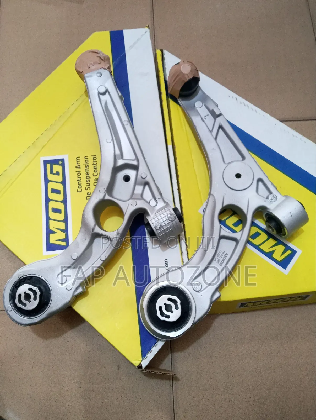 Authentic Moog Dodge Dart,Chrysler 200 Control Arm Assembly From USA.