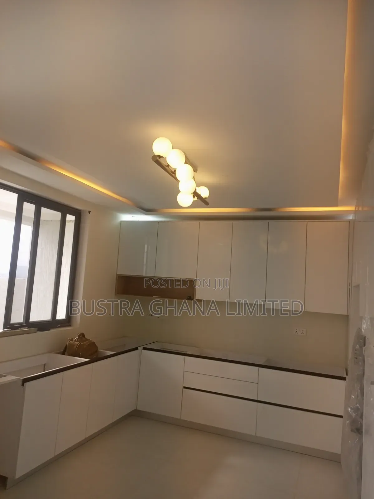 4bdrm Mansion in Pokuase Acp for sale