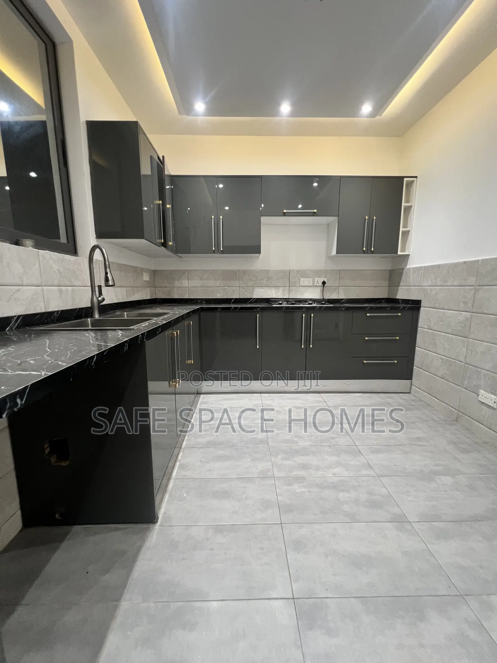 2bdrm Apartment in Burma Camp for rent