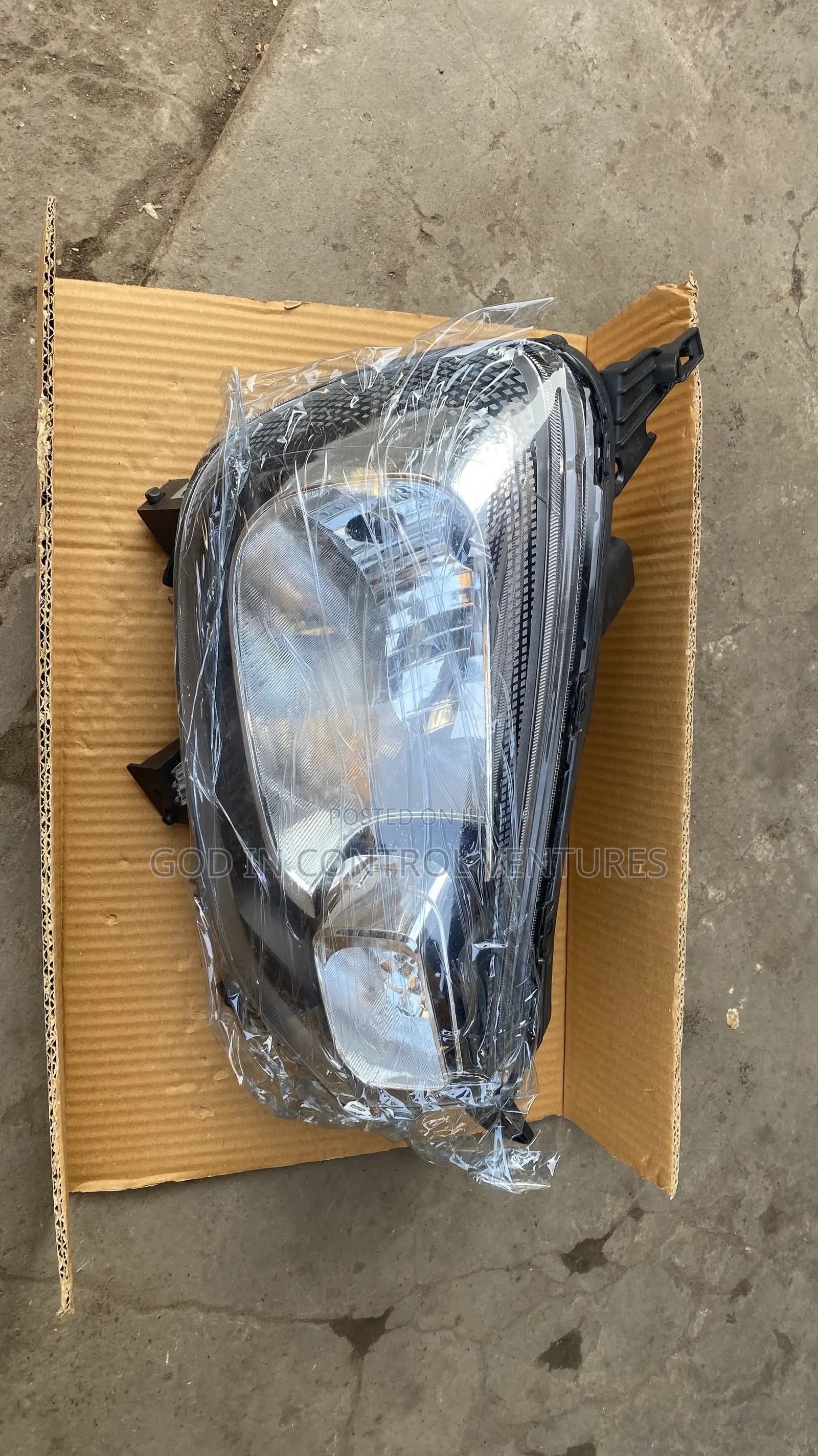 Suzuki S-Presso Headlight Pair