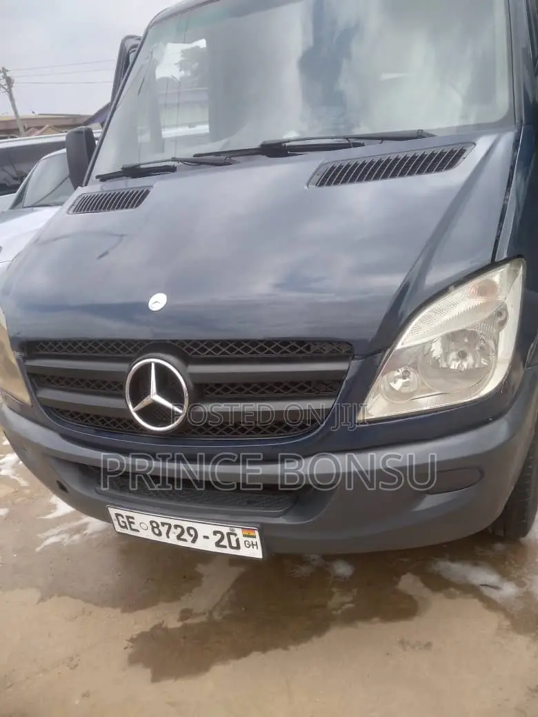 Mercedes-Benz Sprinter 2015 Blue