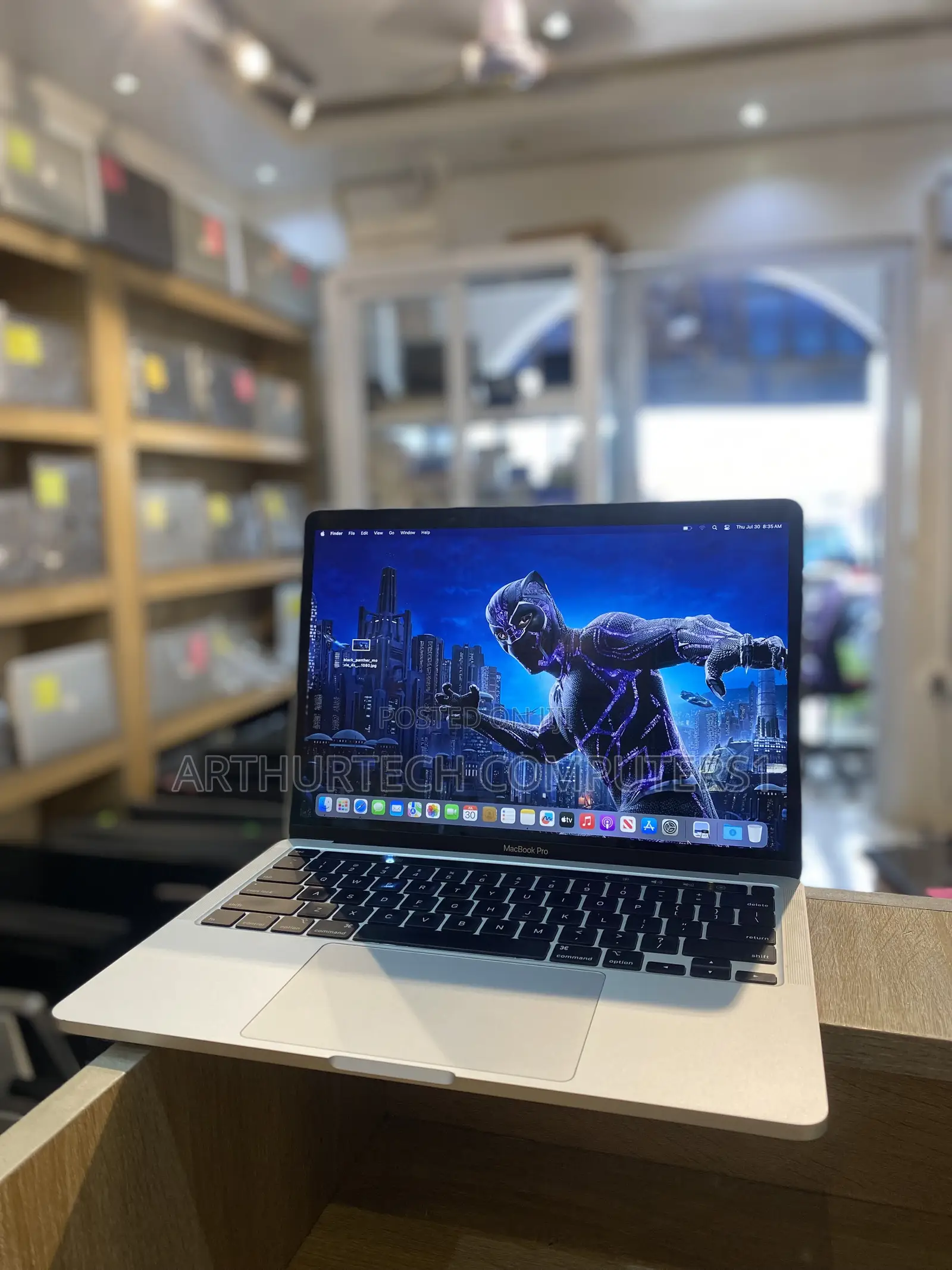 Laptop Apple MacBook Pro 2020 8GB Intel Core i5 SSD 256GB