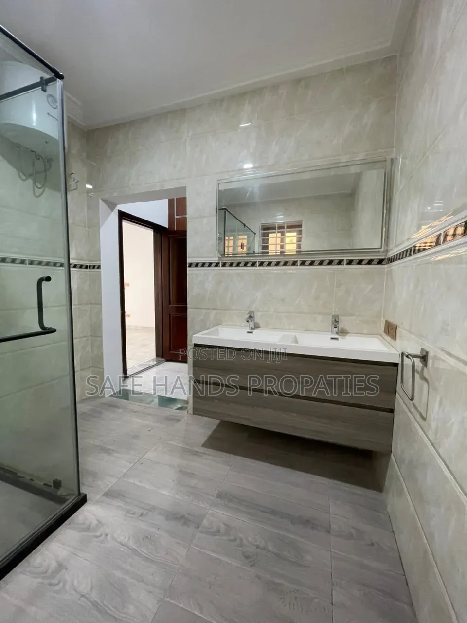 3bdrm House in Ashaley Botwe, Accra Metropolitan for sale