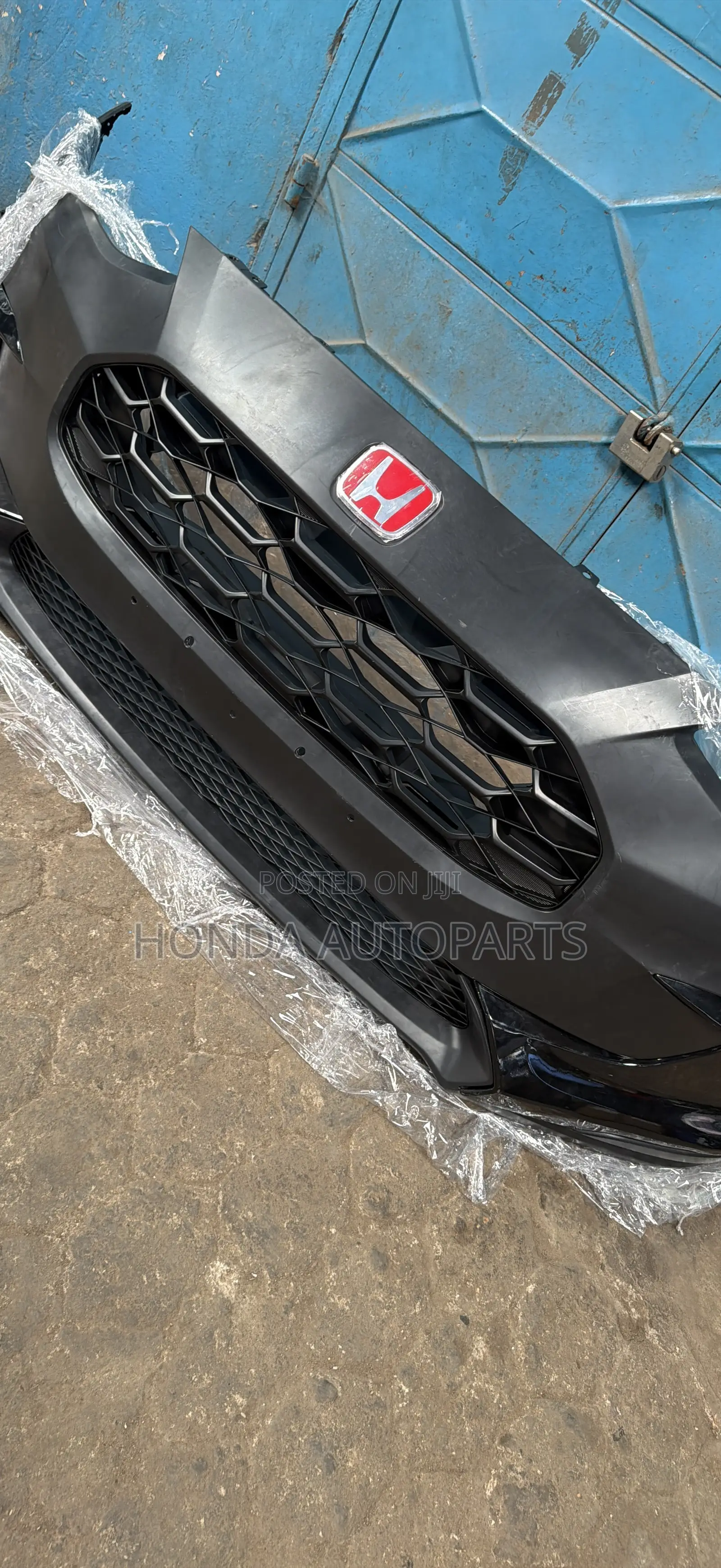 Honda Hr-v 2023,2024,2025 Front Bumper.