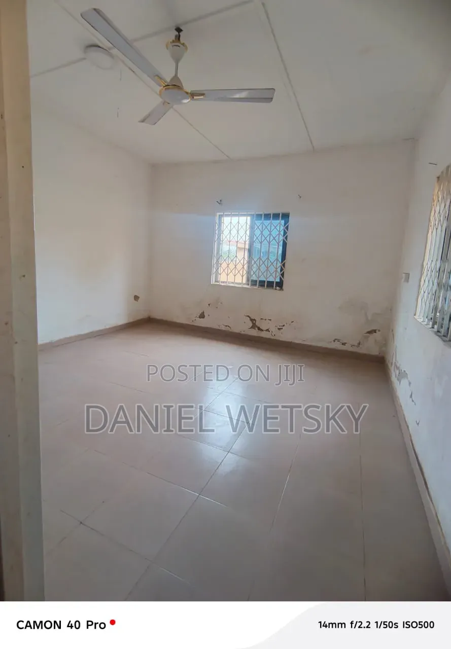 4bdrm Apartment in Ablekuma Joma, Manhean for rent