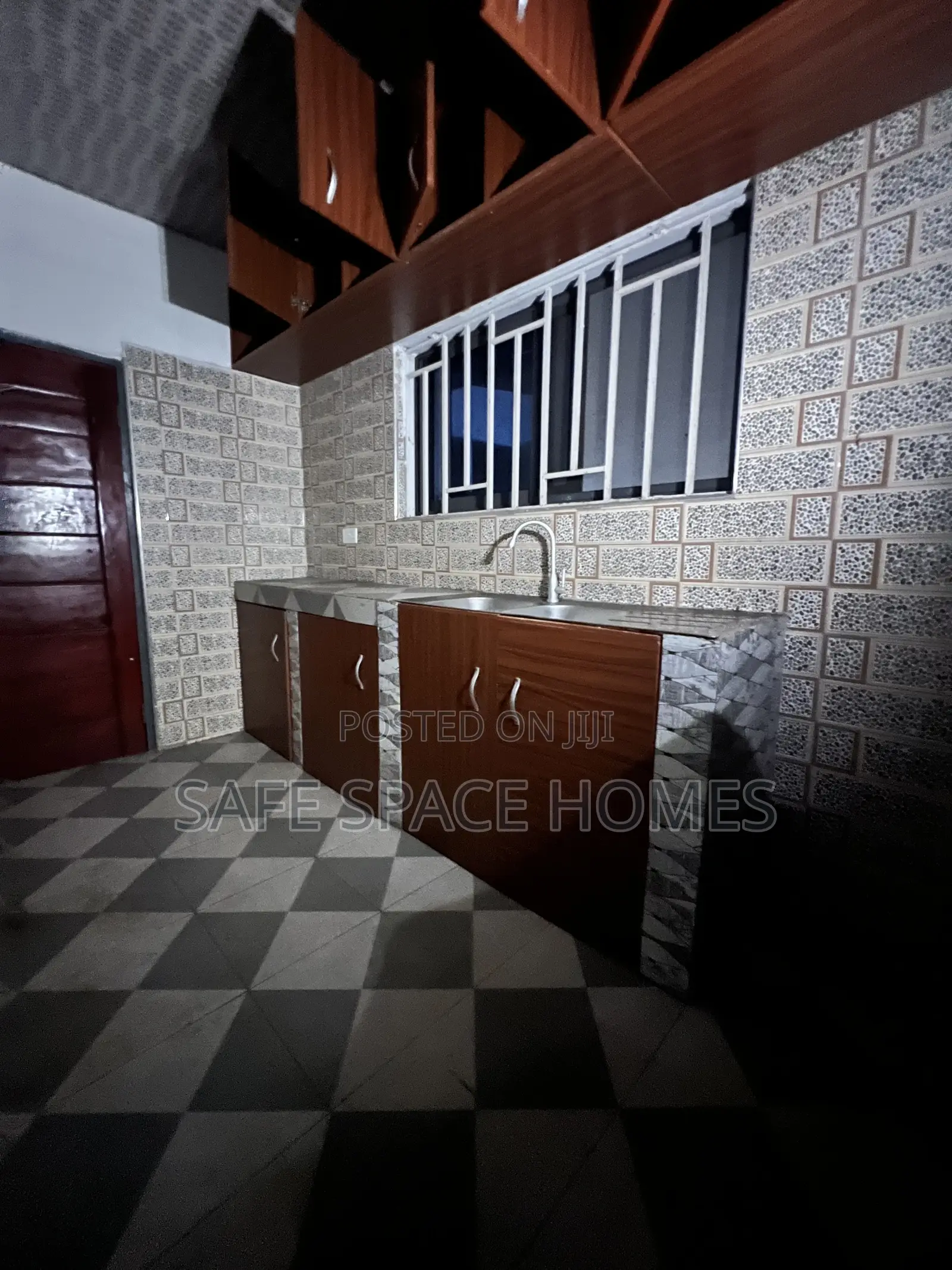 2bdrm House in Palm Wine for rent