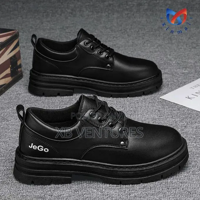 Fashionable Constantine Men's Leather Shoes—Black