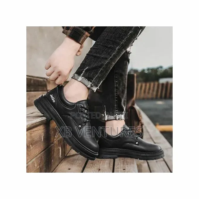 Fashionable Constantine Men's Leather Shoes—Black