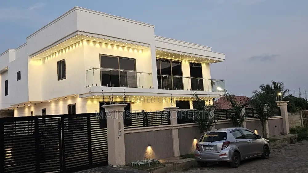 Furnished 4bdrm House in Mainstay Estates, East Legon for rent