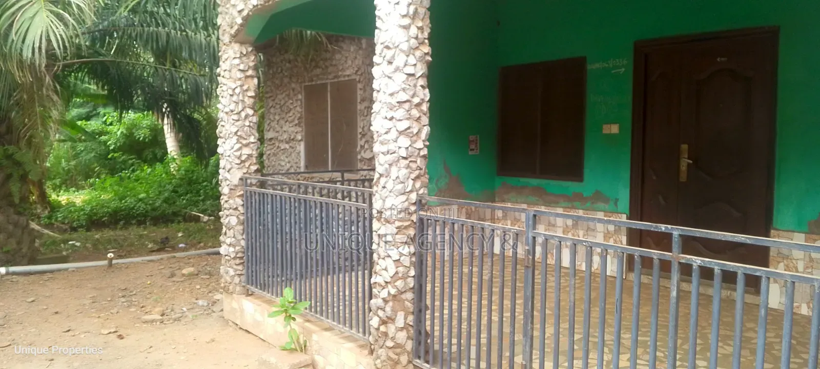 1bdrm Apartment in Main Station for rent