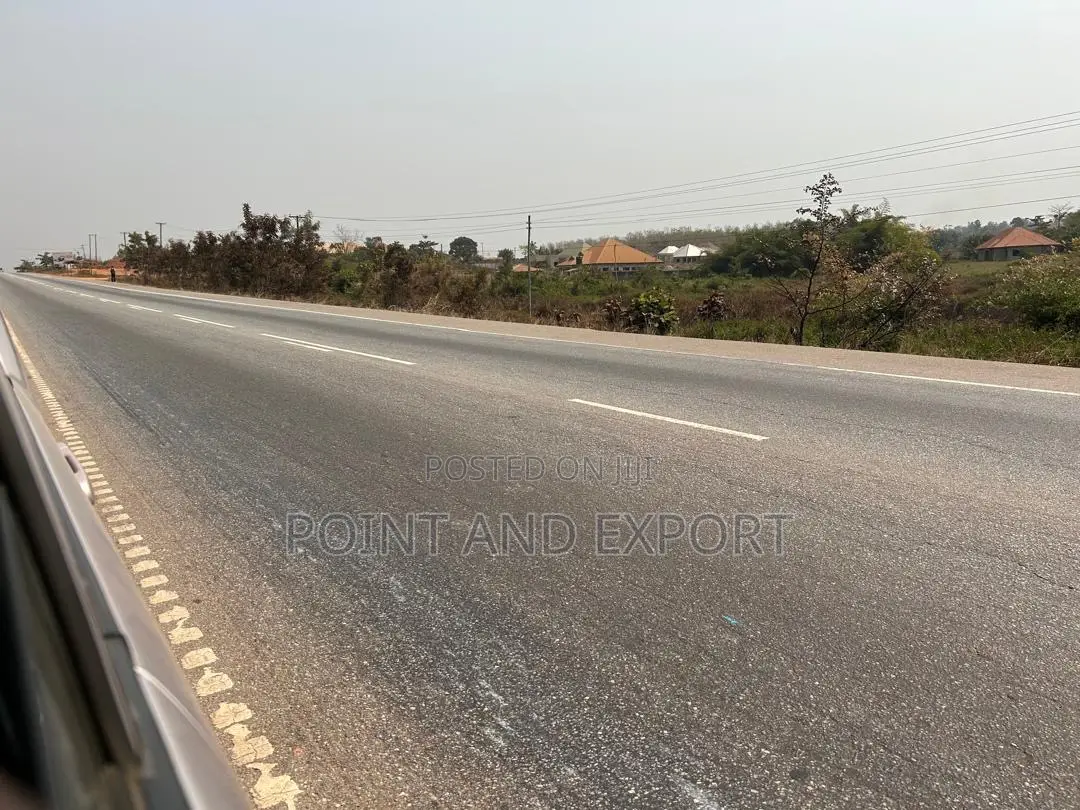 Filling Station/ Roadside Land at Ejisu Boankra