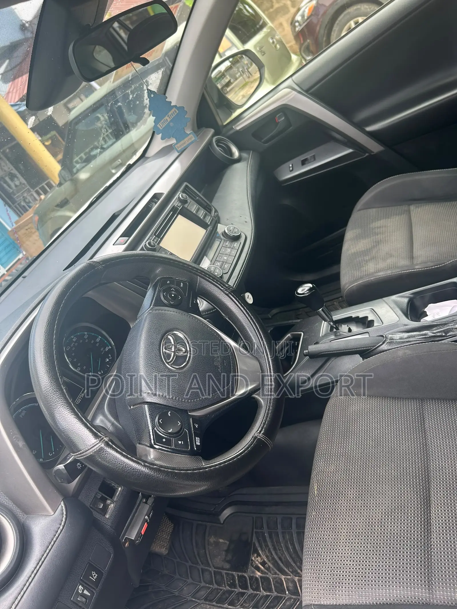 Toyota RAV4 2019 White