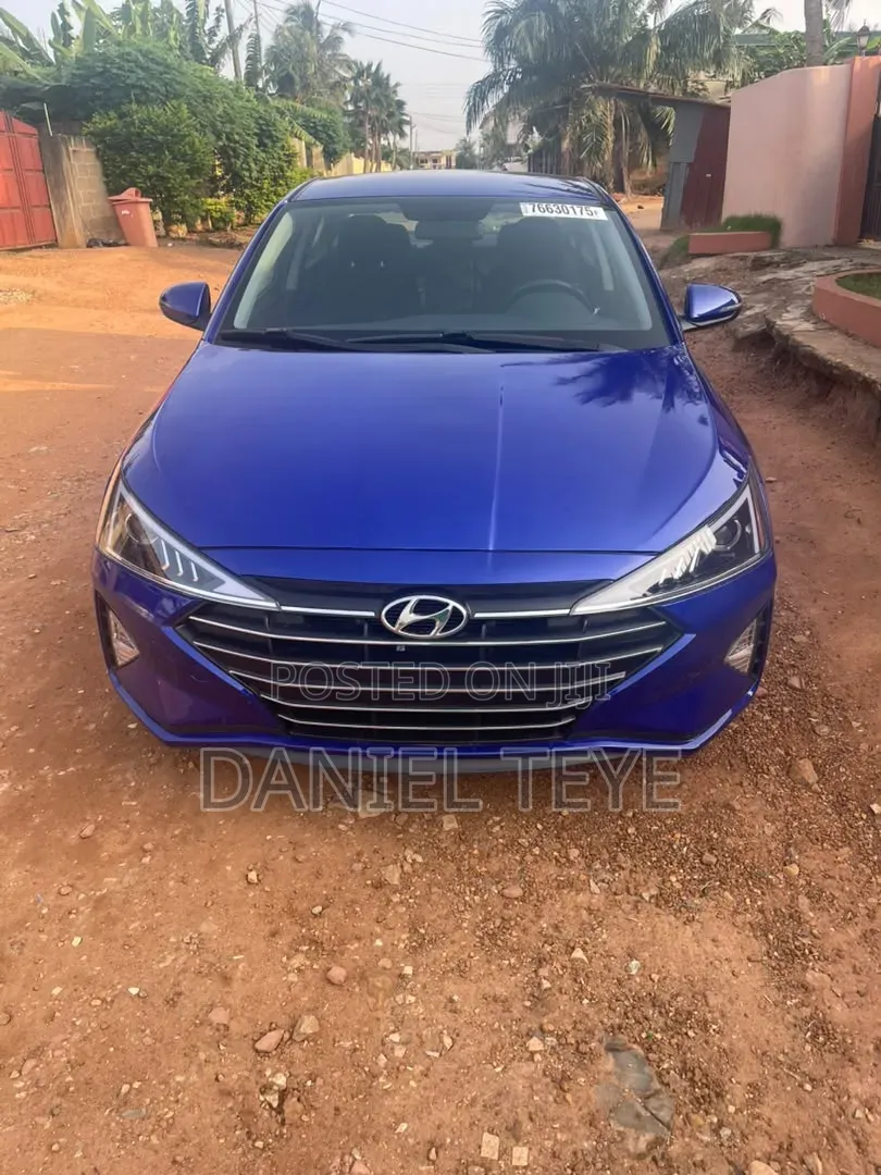 Hyundai Elantra SEL 2019 Blue