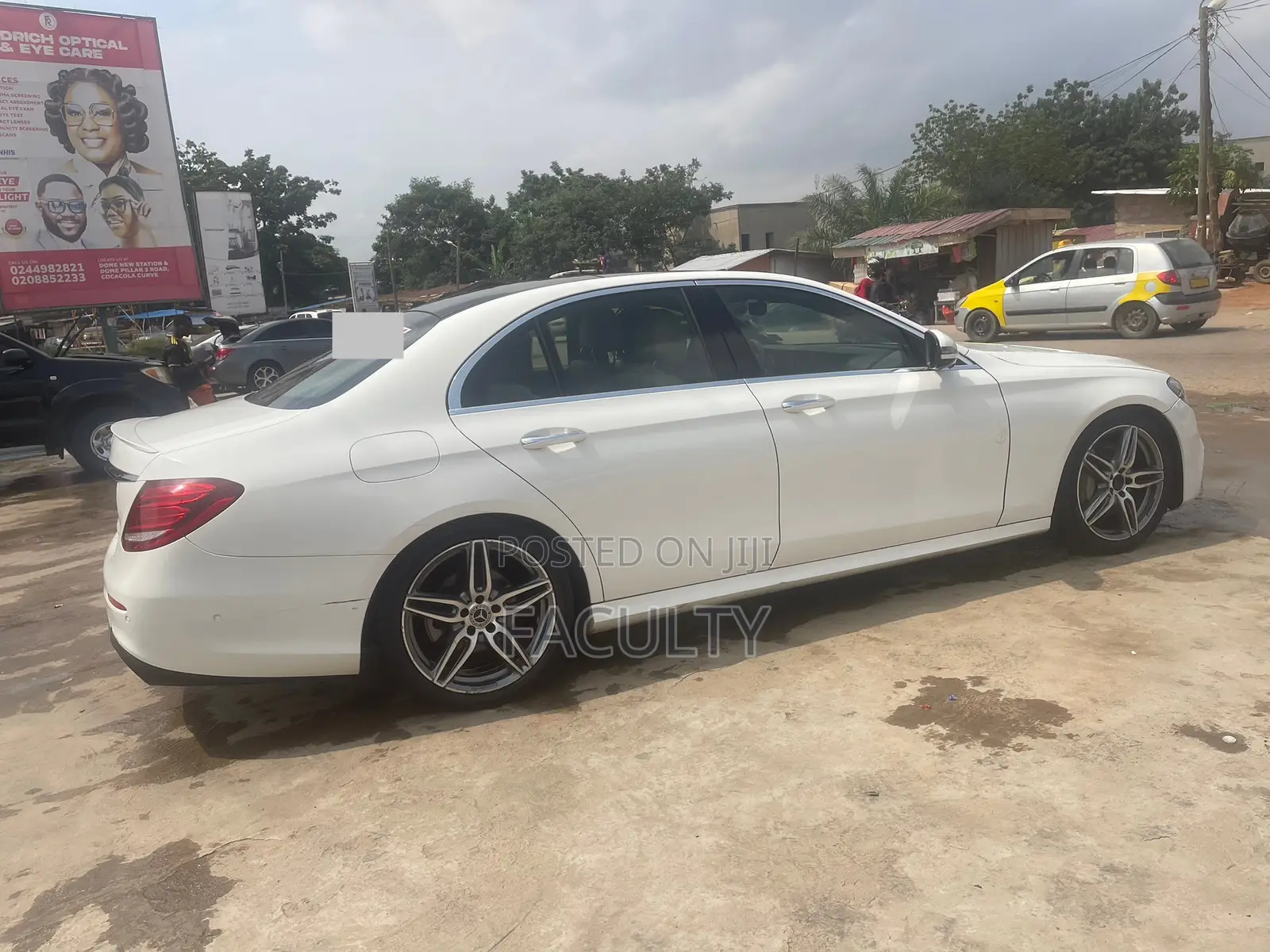 Mercedes-Benz E300 2019 White