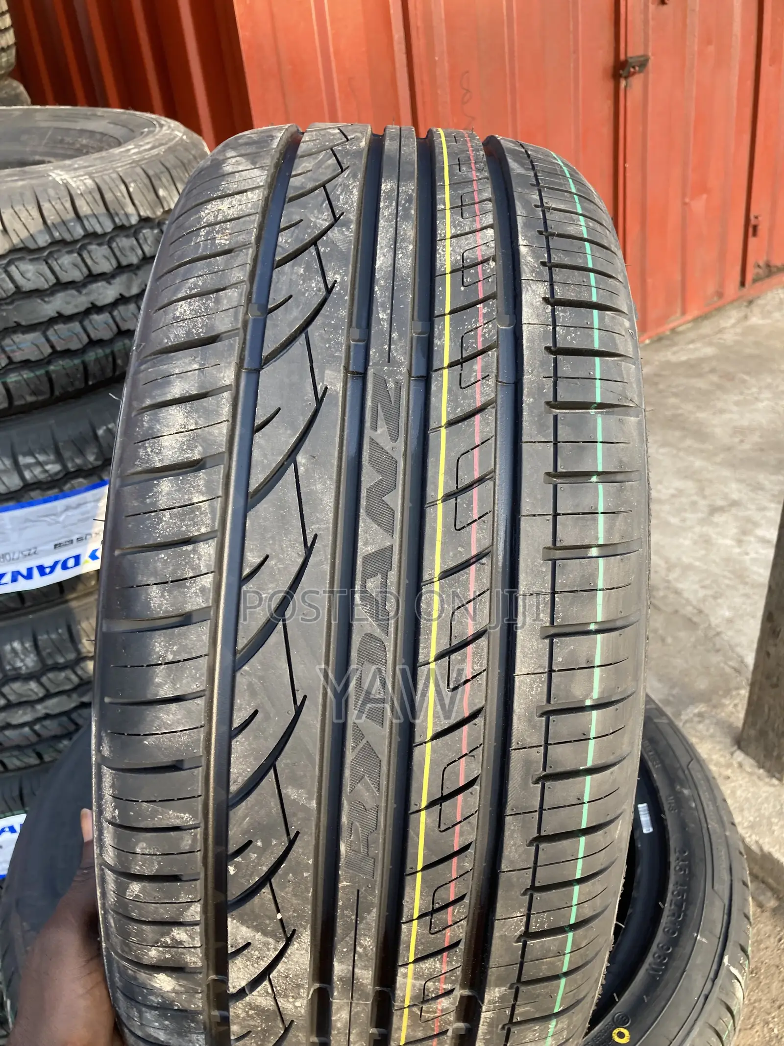 245/45r19 98w Rydanz