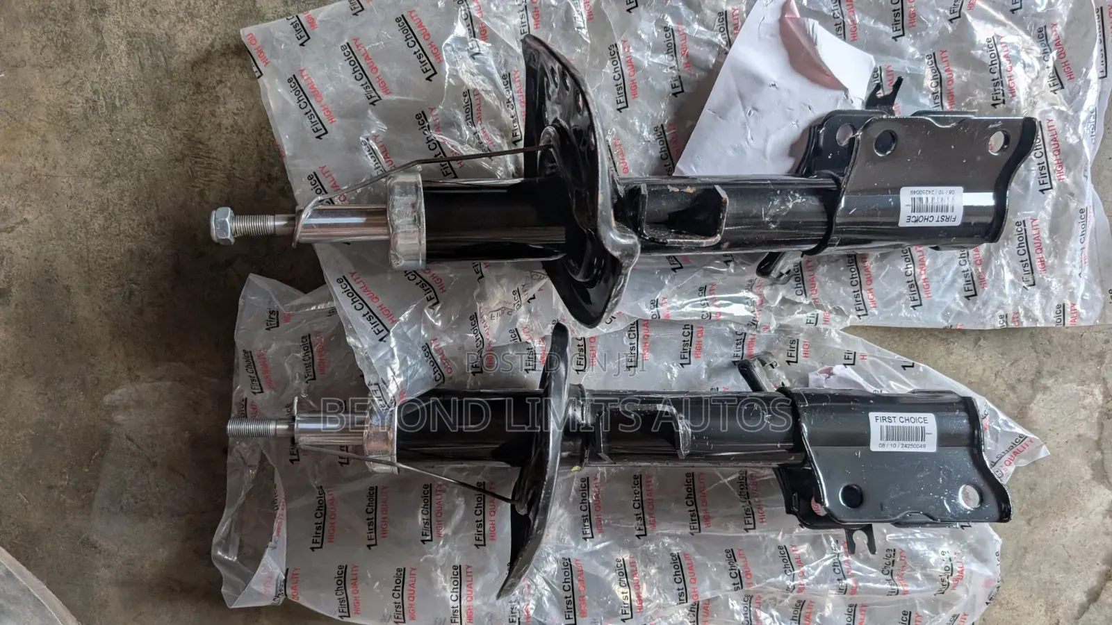 Nissan Rogue 2008,2009,2010,2011,2011,2013,2014 Front Shock Absorber